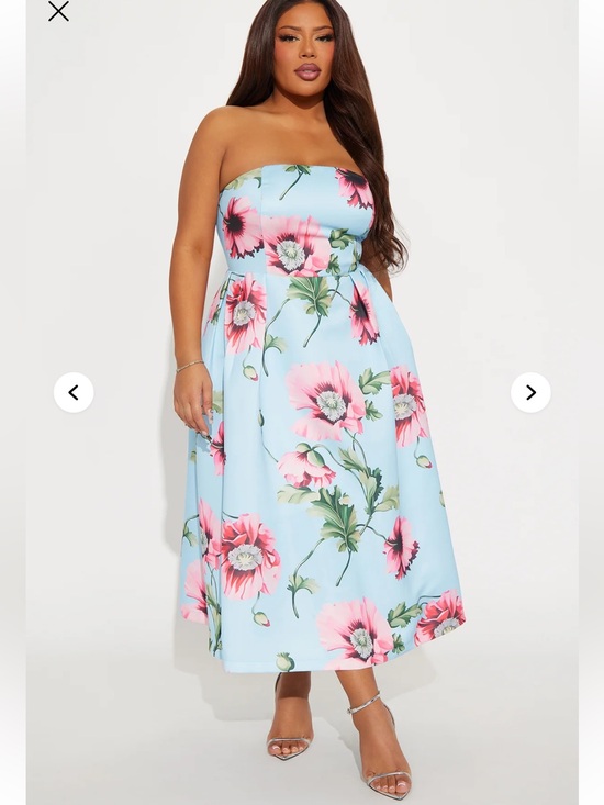 Fashion Nova Dresses & Skirts - NWT Fashion Nova Light Blue Strapless Floral Midi Dress